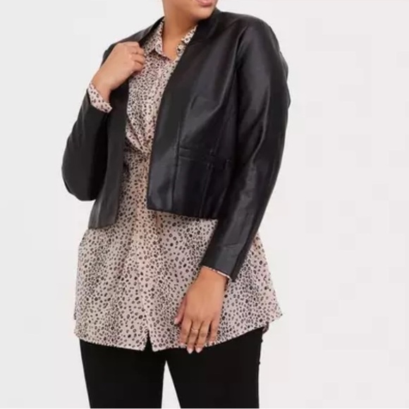 Torrid Chiffon Twist Front Tunic Shirt Tan Leopard Print Plus Size 5X - Picture 15 of 16